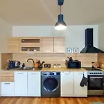 Specious Modern Apartment