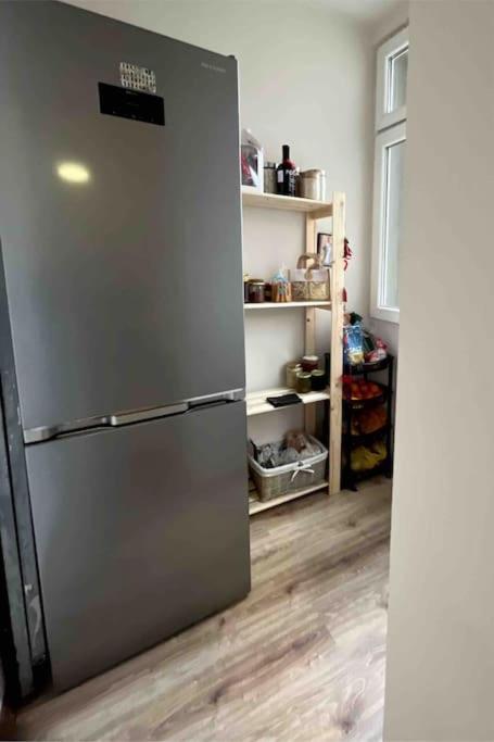 Apartment Specious Modern