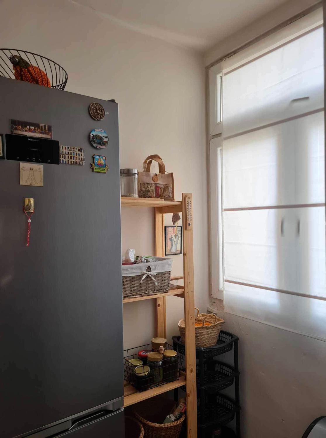 Specious Modern Apartment